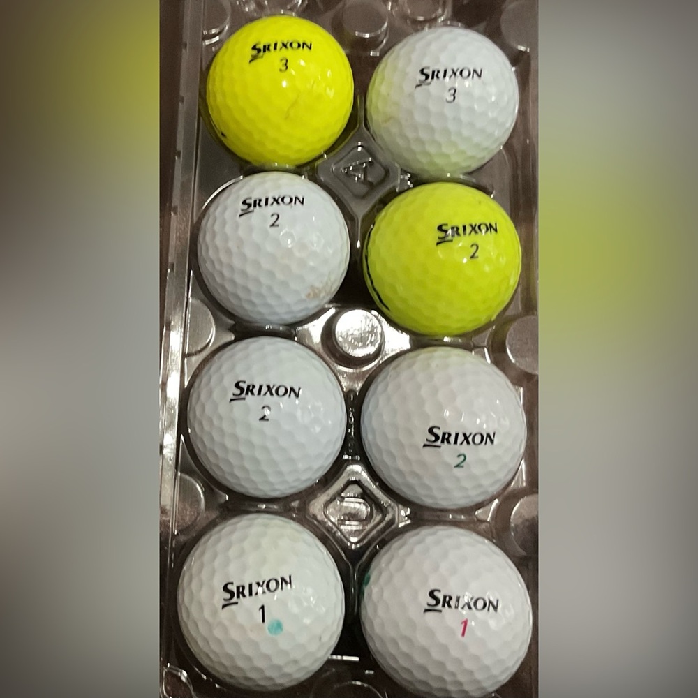 Srixon recycled golf balls. Set of 8